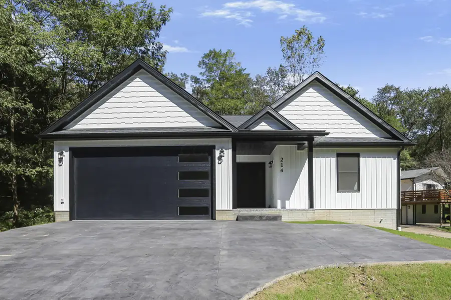 214 Crabapple Drive, Howard, OH 43028 - #2
