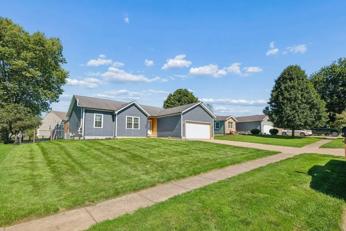 572 Wildflower Drive, Newark, OH 43055 - #1