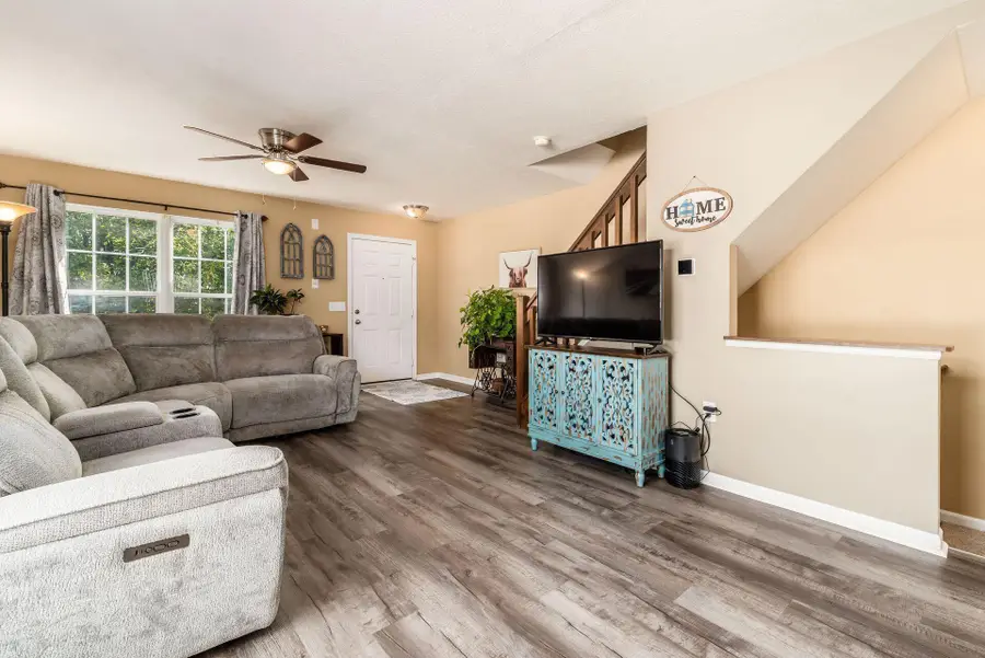 6358 Needletail Road, Columbus, OH 43230 - #3