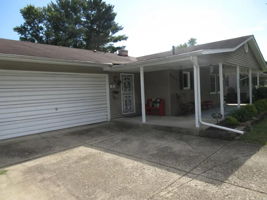 672 Saratoga Avenue, Newark, OH 43055 - #3