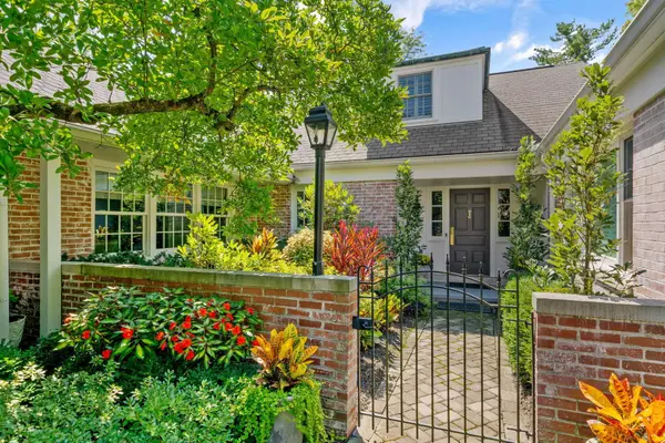 150 Ashbourne Road, Bexley, OH 43209