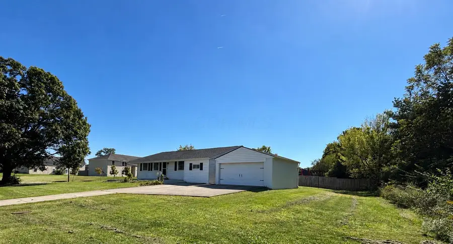 2675 Red Rock Boulevard, Grove City, OH 43123 - #3