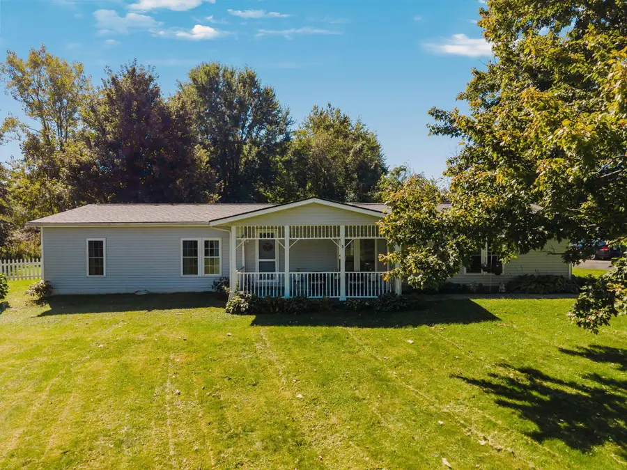 6967 Hollow Road Sw, Pataskala, OH 43062 - #2