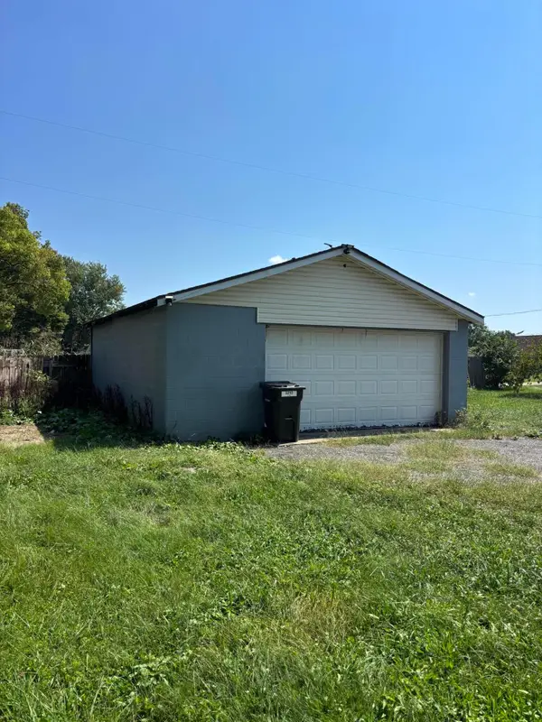 3210 V Avenue, Columbus, OH 43207