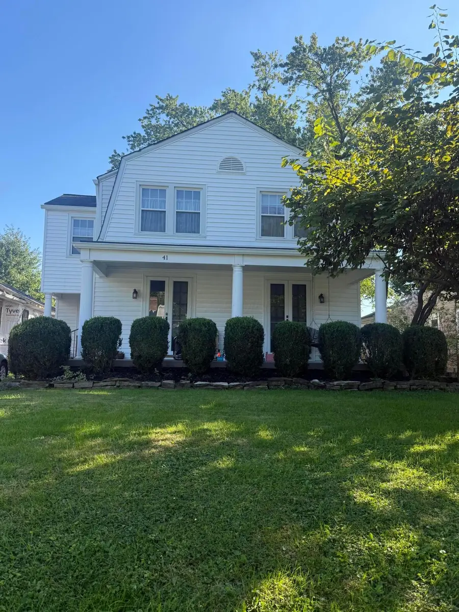 41 E Dunedin Road, Columbus, OH 43214 - #3