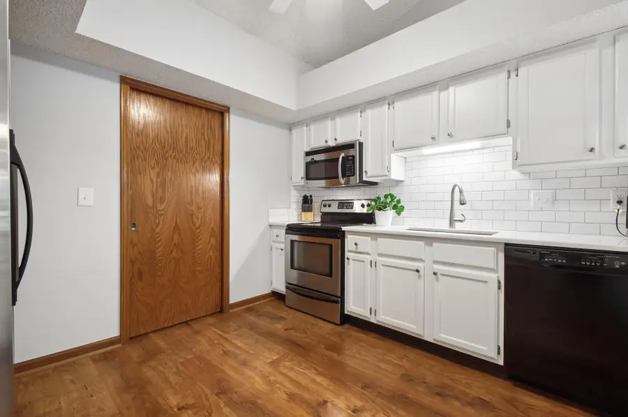 7992 Jaymes Street, Dublin, OH 43017 - #3