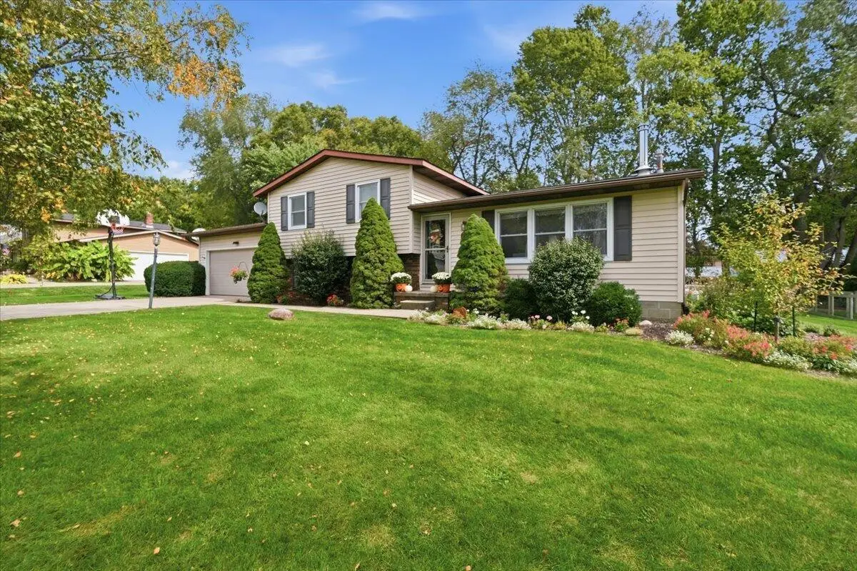6 Susan Street, Fredericktown, OH 43019 - #1