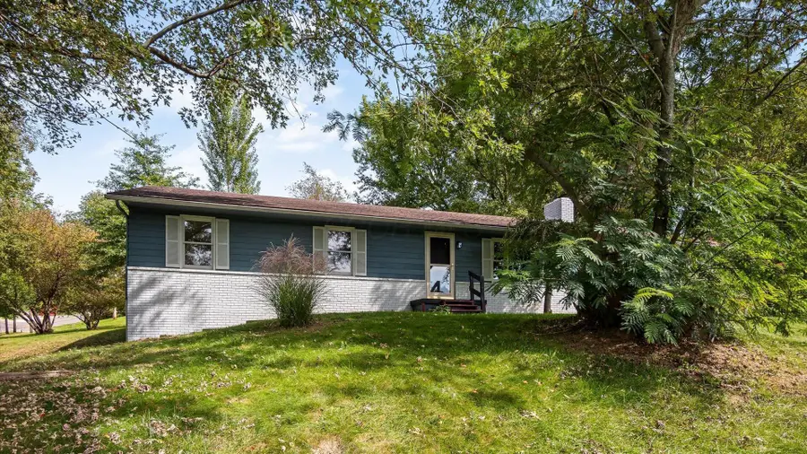 1681 S Watson Road Se, Heath, OH 43056 - #2