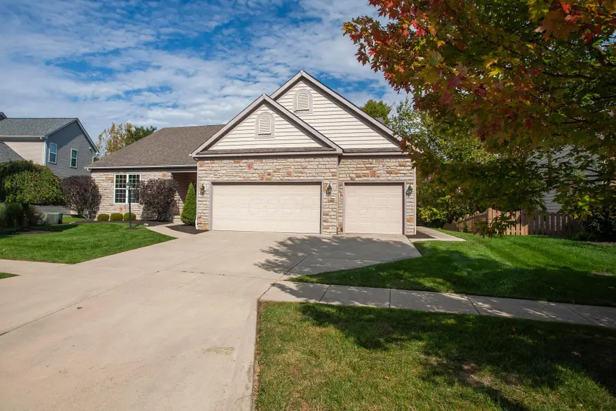 7742 Maple Run Lane, Powell, OH 43065 - #3