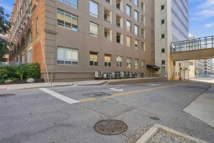 221 N Front Street, Columbus, OH 43215 - #2