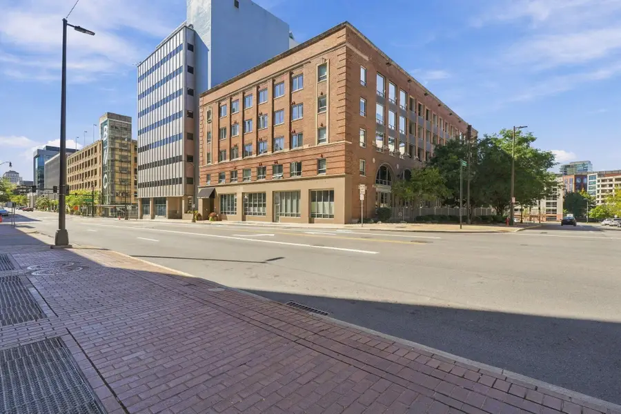 221 N Front Street, Columbus, OH 43215 - #3