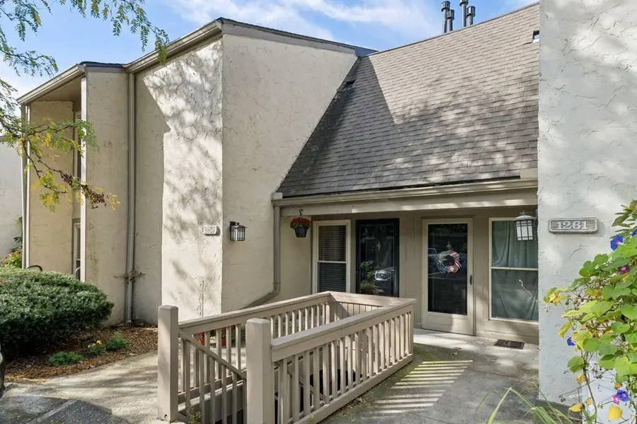 1259 Lake Shore Drive, Columbus, OH 43204 - #2