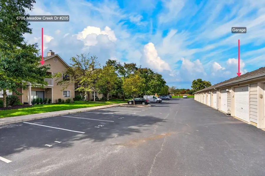 6705 Meadow Creek Dr, Columbus, OH 43235 - #2