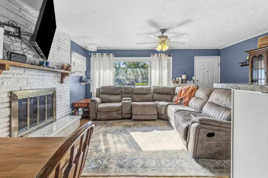 5420 Crescent Drive, Hilliard, OH 43026 - #2