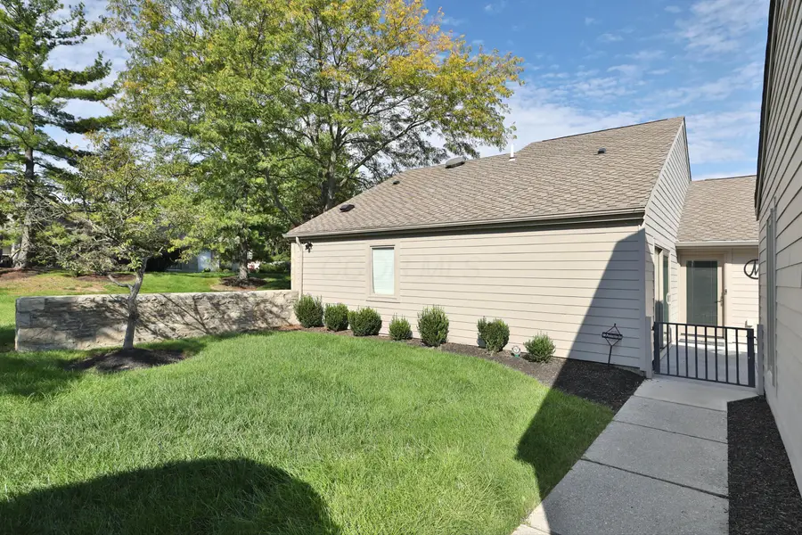 5714 Strathmore Lane, Dublin, OH 43017 - #3