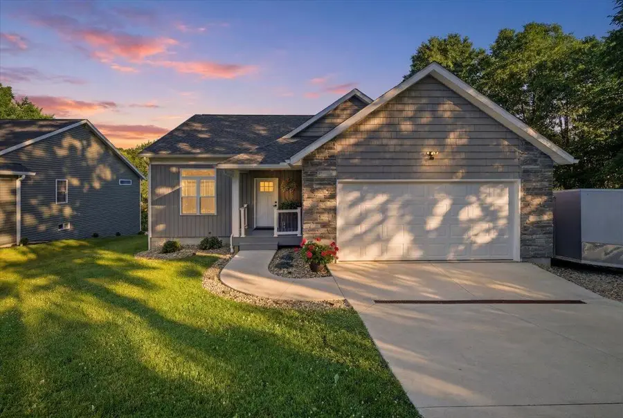 682 Grand Valley Drive, Howard, OH 43028 - #3