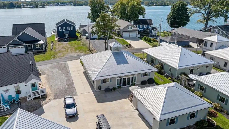 360 Lakeview Drive, Buckeye Lake, OH 43008 - #3