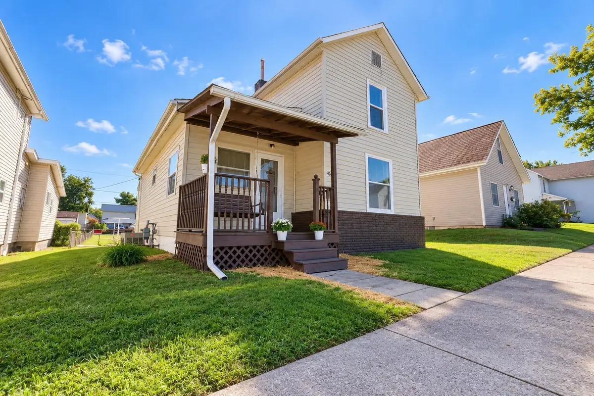 404 N 10th Street, Newark, OH 43055 - #1