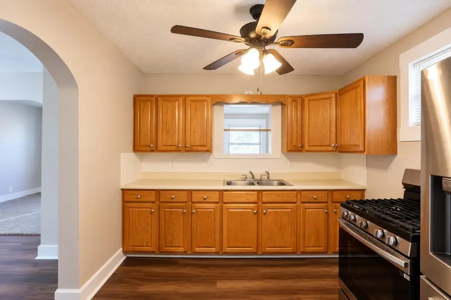 404 N 10th Street, Newark, OH 43055 - #3