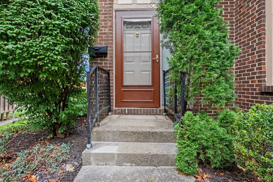 5361 Valley Lane E, Columbus, OH 43231 - #3
