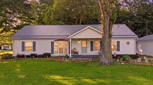 4639 Devore Road, Mount Vernon, OH 43050
