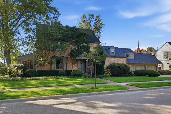 2375 Andover Road, Upper Arlington, OH 43221