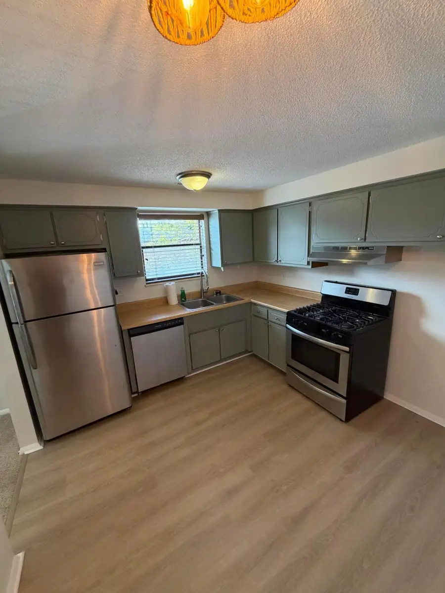 1635 Mcnaughten Road, Columbus, OH 43232 - #2