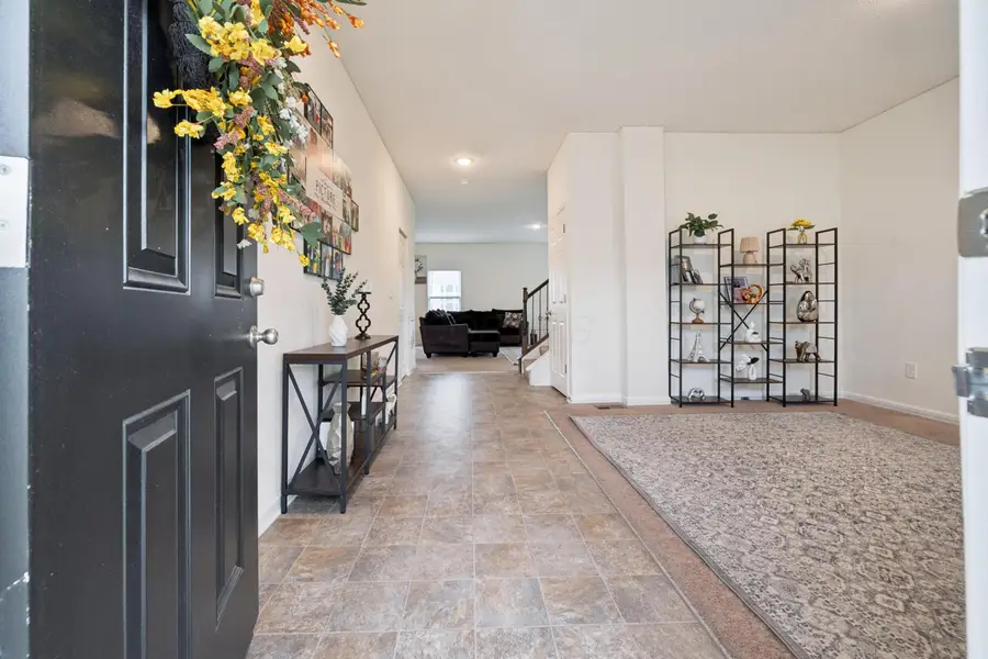 849 Saddle Avenue, Pataskala, OH 43062 - #2