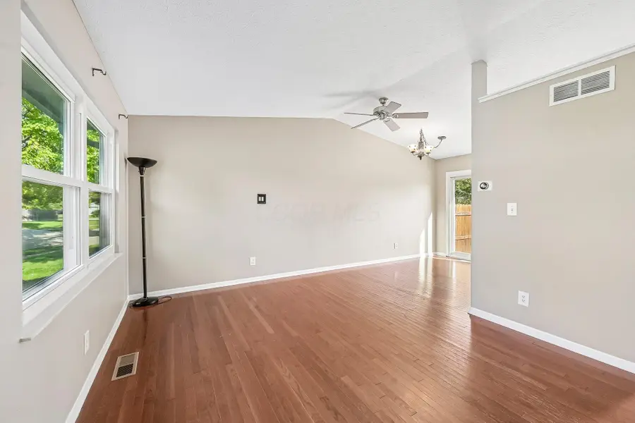 5912 Honbury Court, Dublin, OH 43017 - #3