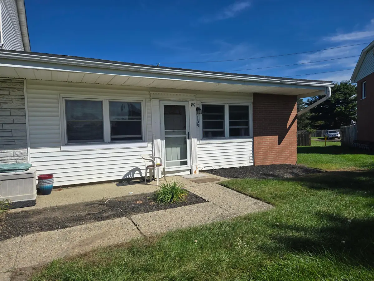 199 Buckeye Circle, Columbus, OH 43217 - #1
