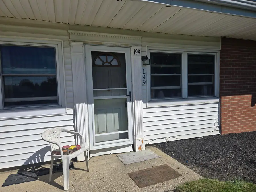 199 Buckeye Circle, Columbus, OH 43217 - #2
