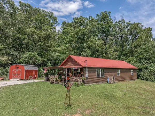 100 Camelin Hill Road, Chillicothe, OH 45601