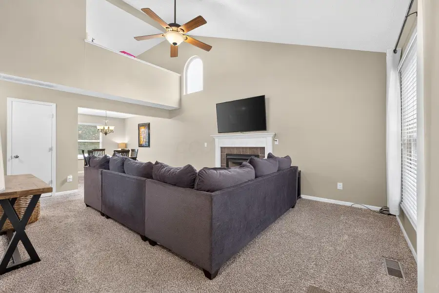 9214 Windy Creek Drive, Columbus, OH 43240 - #3