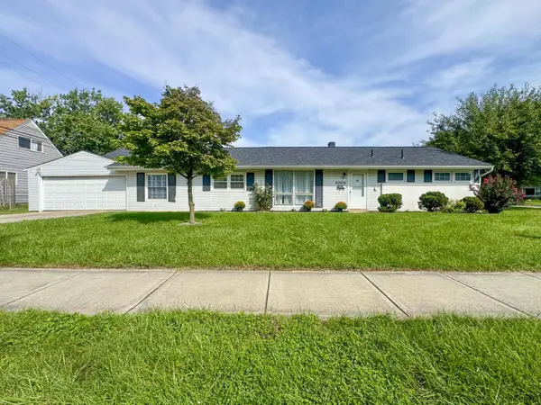 3004 Wendy Lane, Grove City, OH 43123