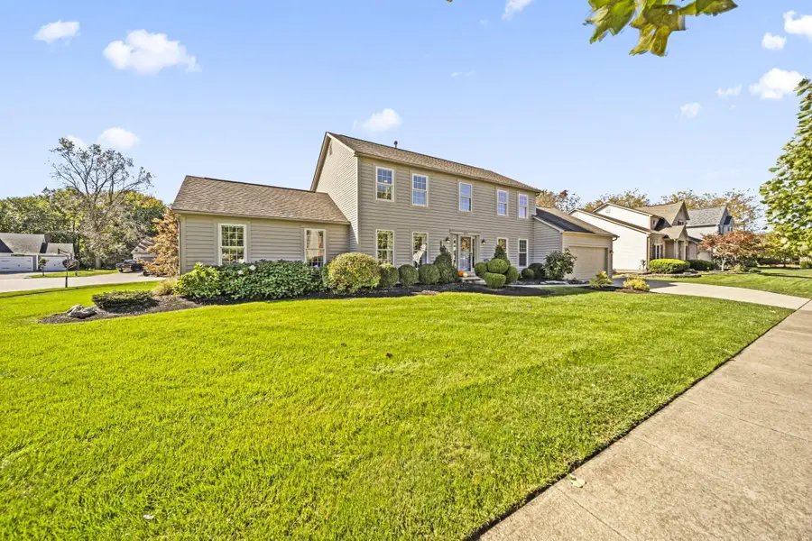 6137 Holywell Drive, Dublin, OH 43017 - #2