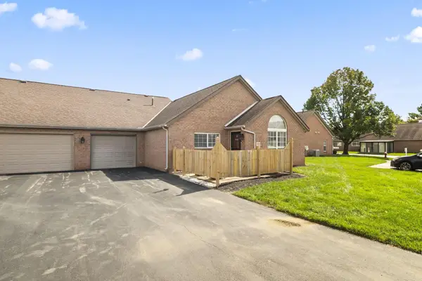 4982 Meadow Run Drive, Hilliard, OH 43026