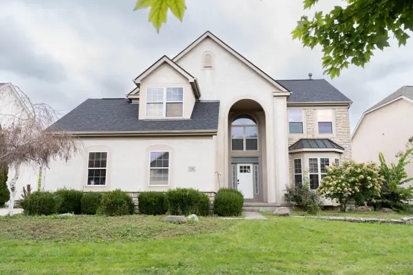 5042 Silver Woods Lane, Dublin, OH 43016