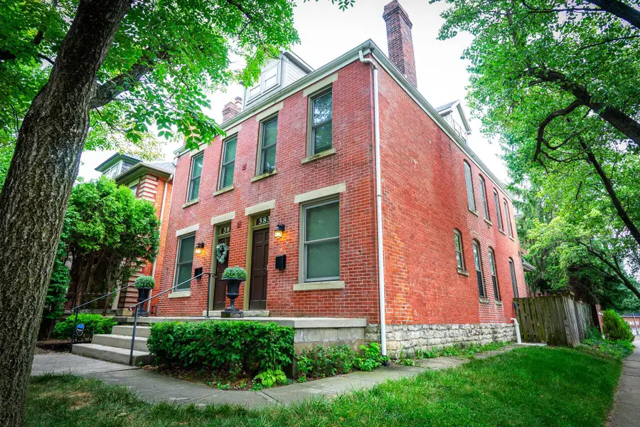 383 W Hubbard Avenue, Columbus, OH 43215 - #2