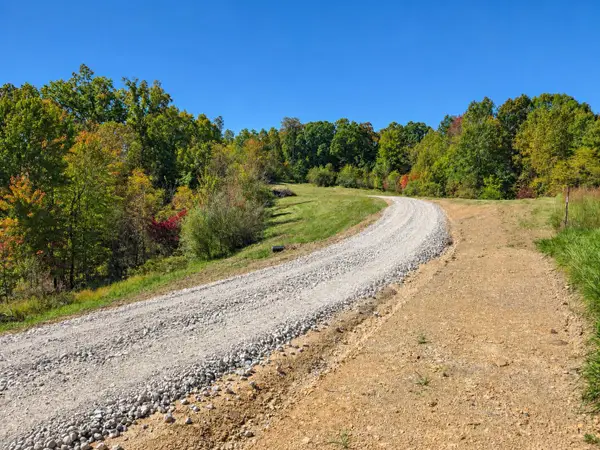 13579 Jake Tom Road, Logan, OH 43138