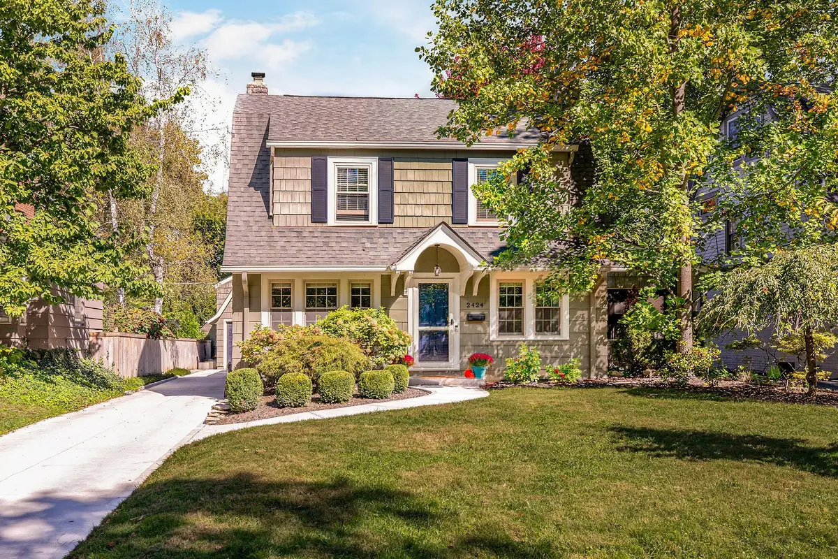 2424 Plymouth Avenue, Columbus, OH 43209 - #1