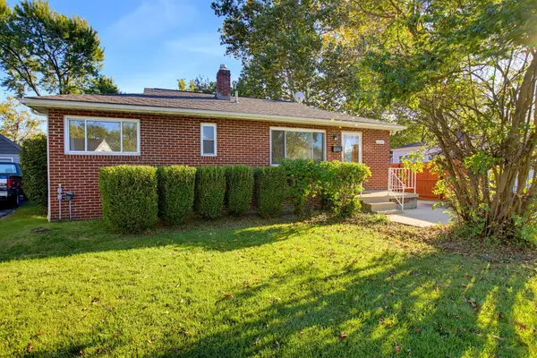 2815 Brookpark Circle E, Grove City, OH 43123