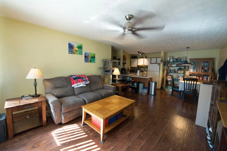 4423 Hammerton Drive, Columbus, OH 43228 - #2