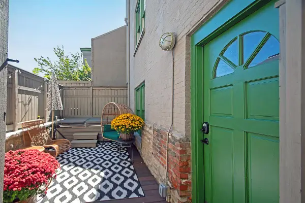 51 W Blenkner Street, Columbus, OH 43215