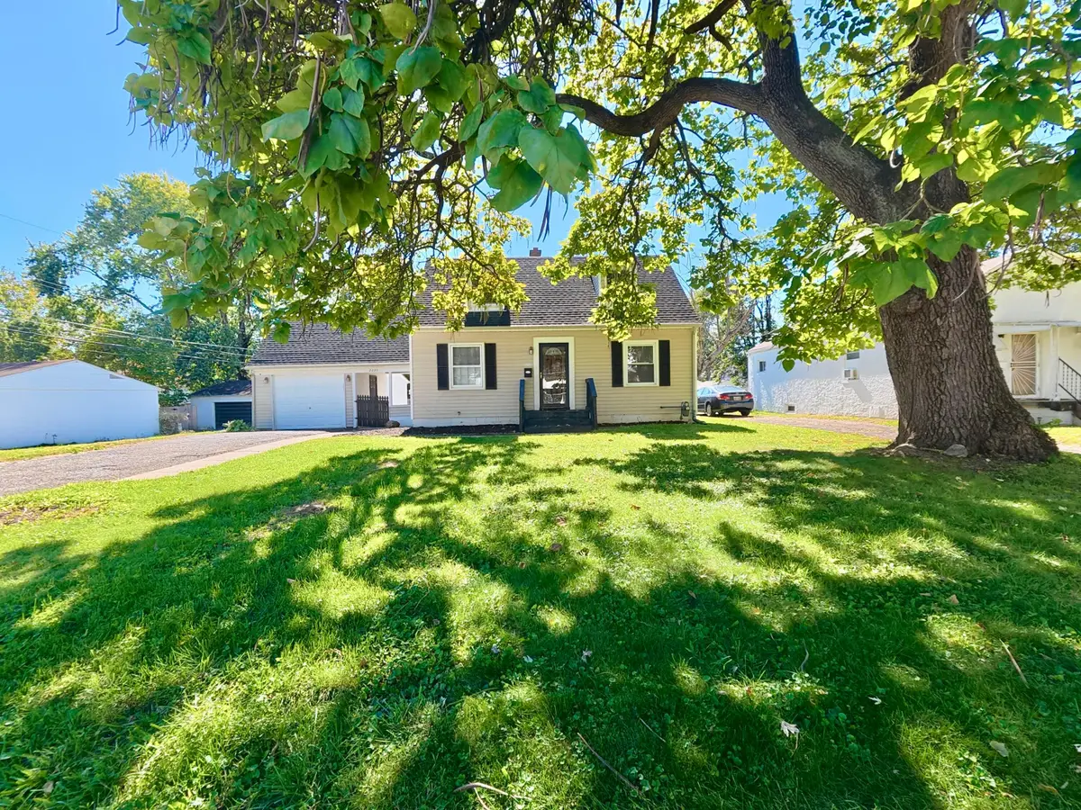 2235 Barrymore Avenue, Columbus, OH 43219 - #1