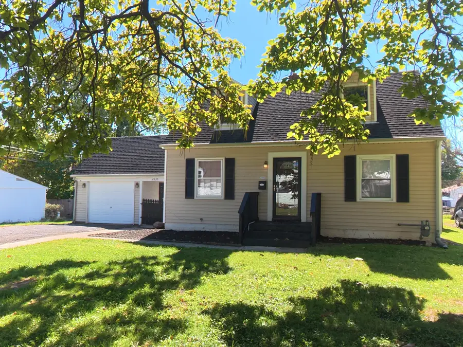 2235 Barrymore Avenue, Columbus, OH 43219 - #3