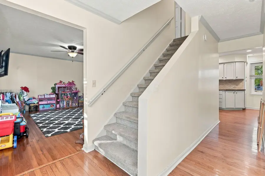 609 Grist Run Road, Westerville, OH 43082 - #2
