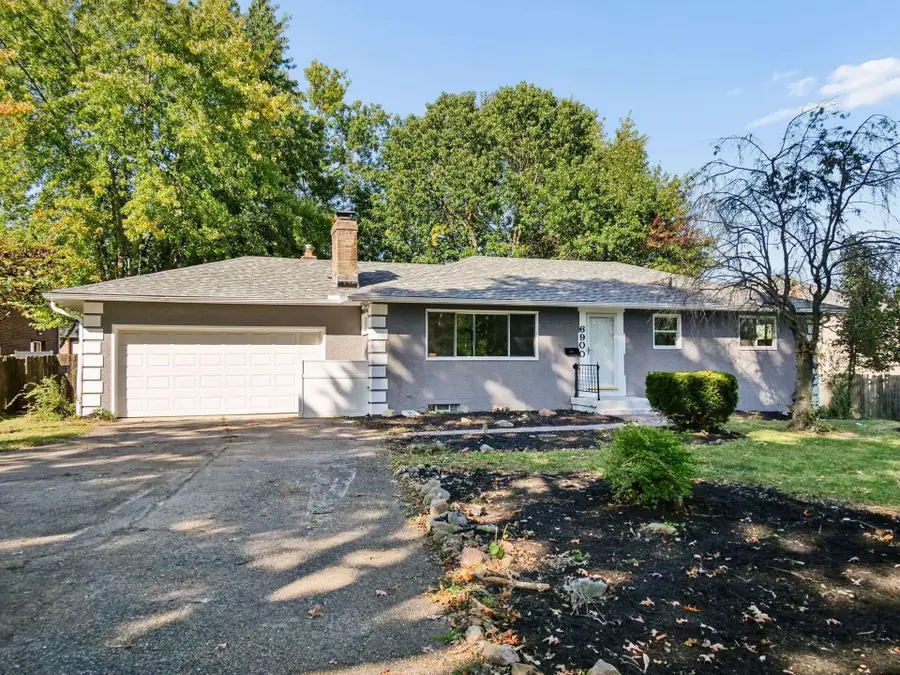 6900 E Livingston Avenue, Reynoldsburg, OH 43068 - #3