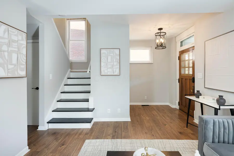 943 Mount Pleasant Avenue, Columbus, OH 43201 - #3
