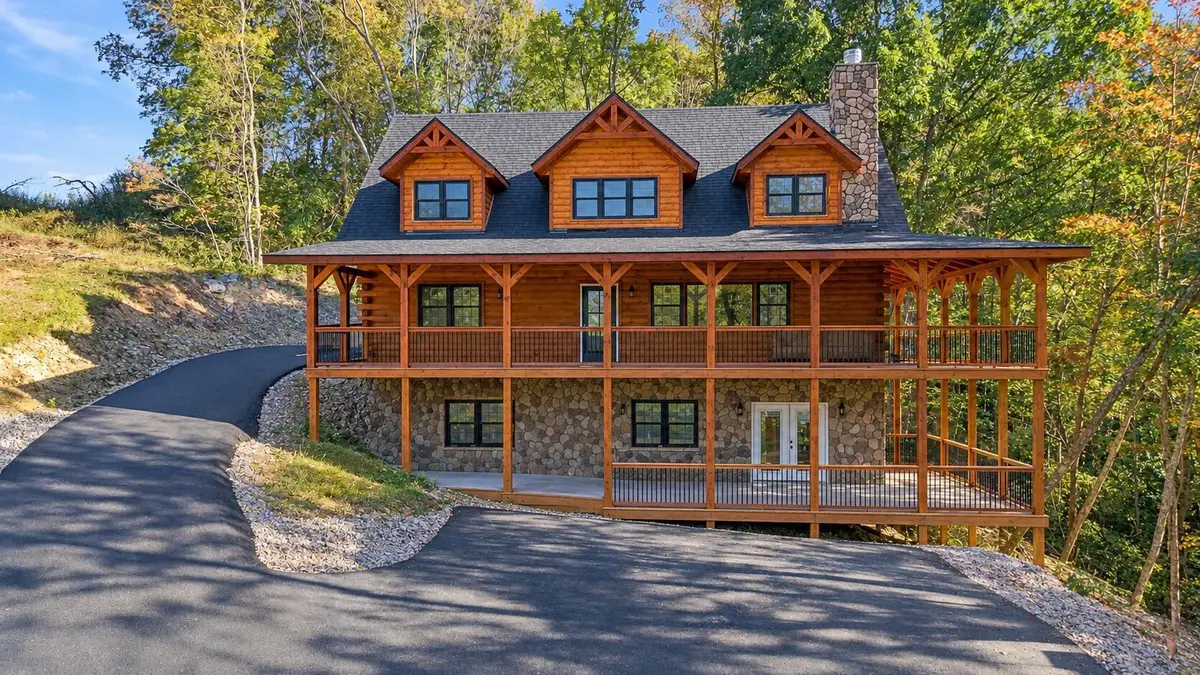 28068 Blackjack Road, Logan, OH 43138 - #1