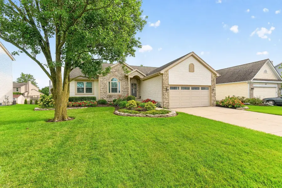 3542 Lake Louise Drive, Grove City, OH 43123 - #2
